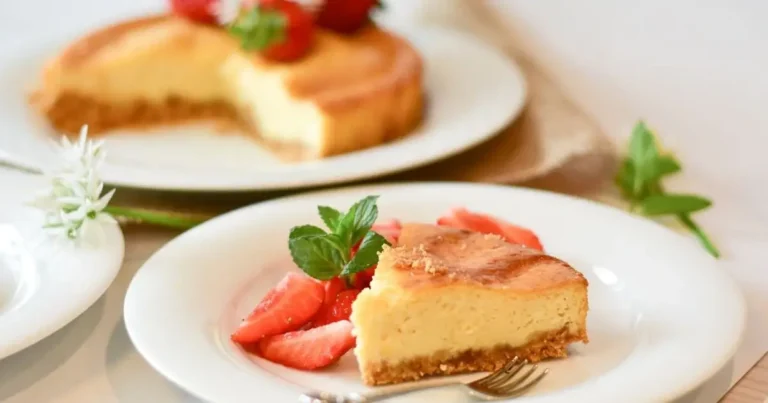 strawberry cream cheese cake